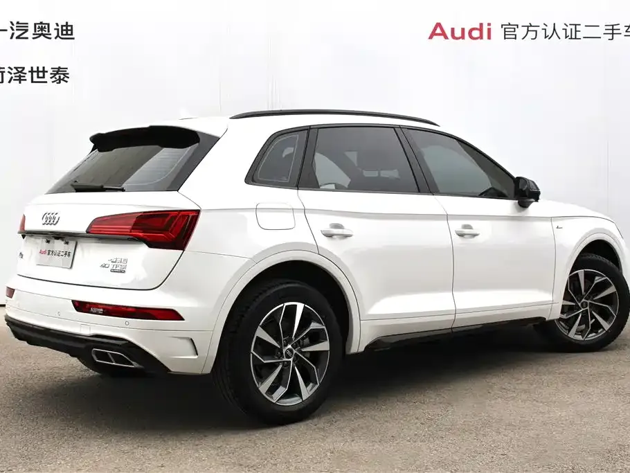 Audi Q5L — фото 4