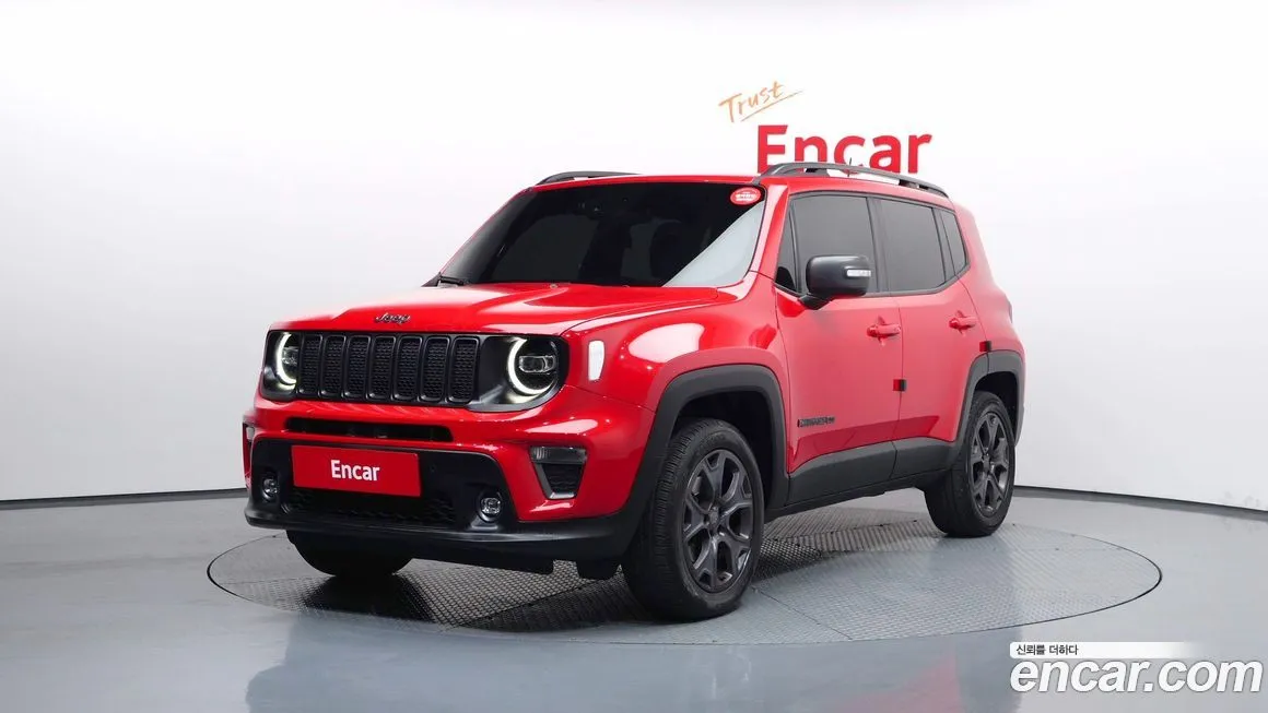 Jeep Renegade — фото 1