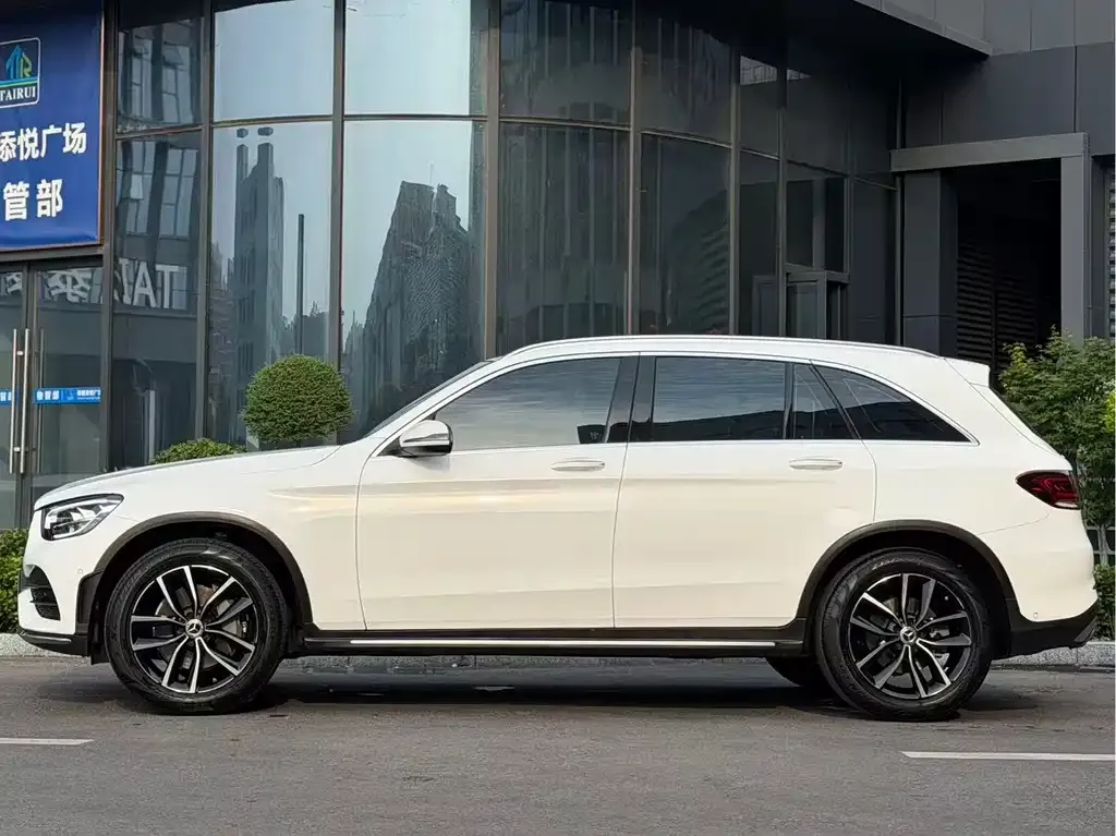 Mercedes-Benz GLC — фото 10