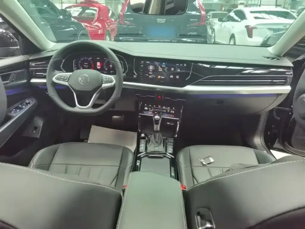 Volkswagen Passat — фото 10