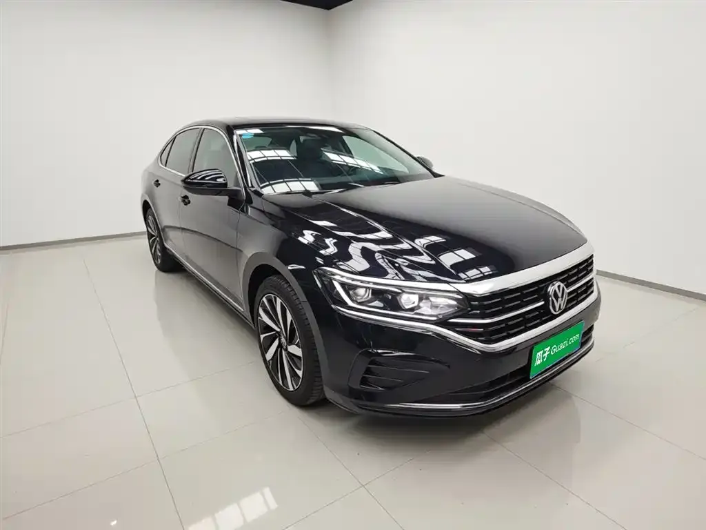 Volkswagen Passat — фото 8