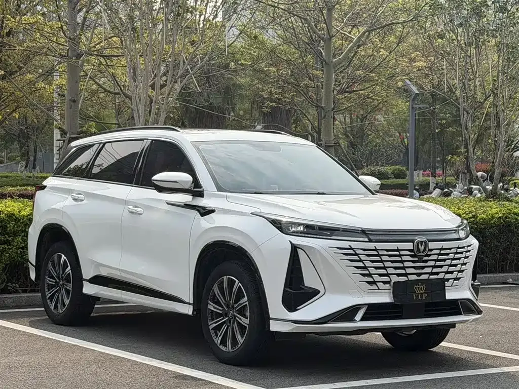 Changan CS75PLUS — фото 7