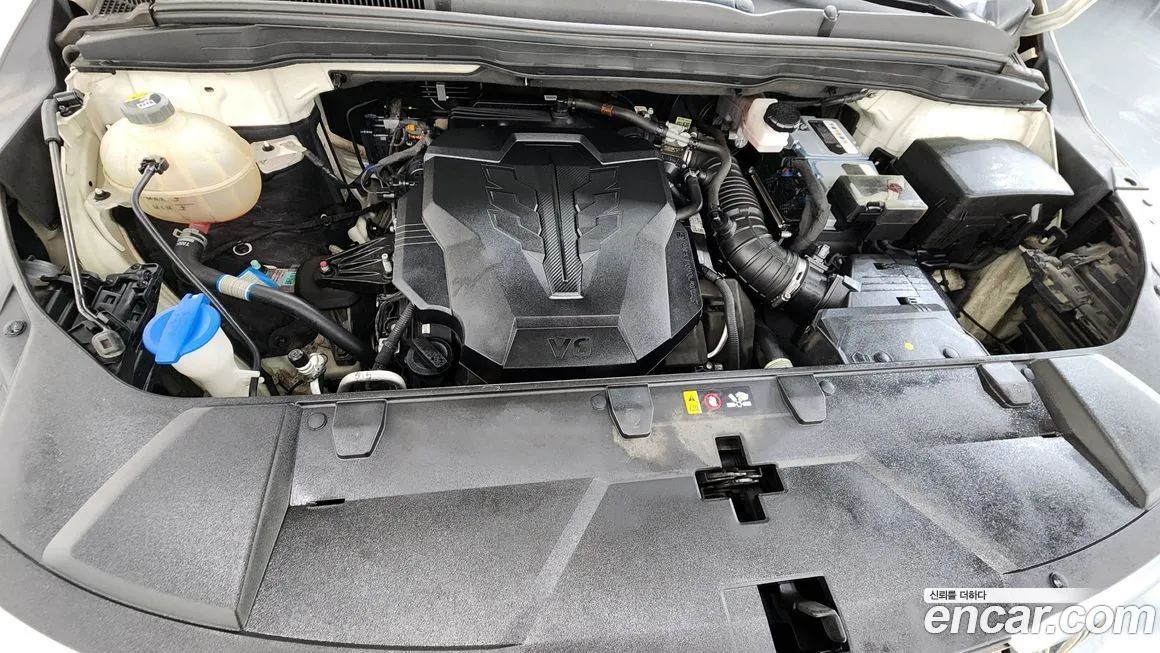 Kia Carnival — фото 10