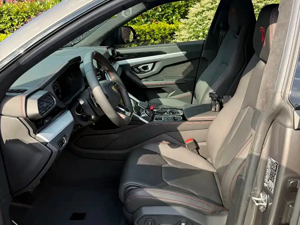 Lamborghini Urus — фото 4