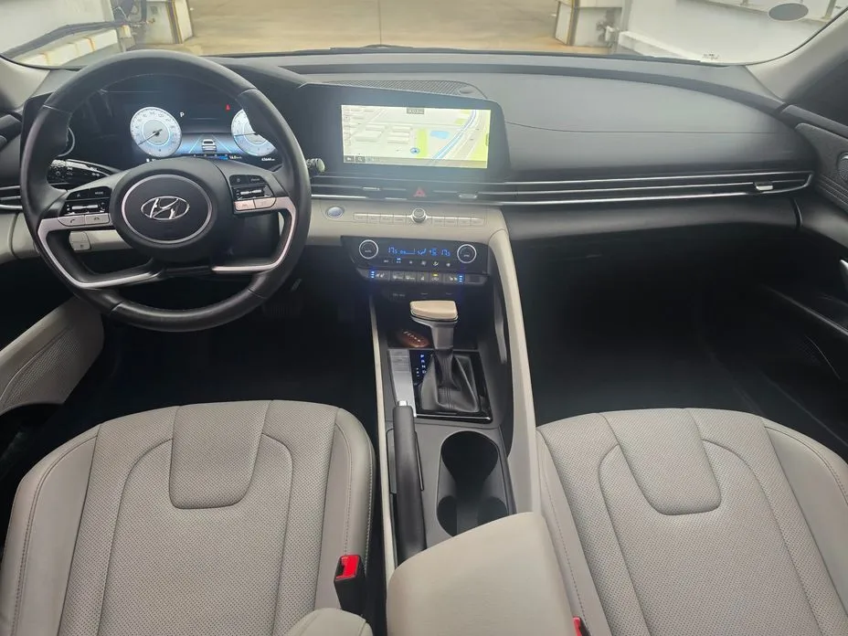 Hyundai AVANTE — фото 8
