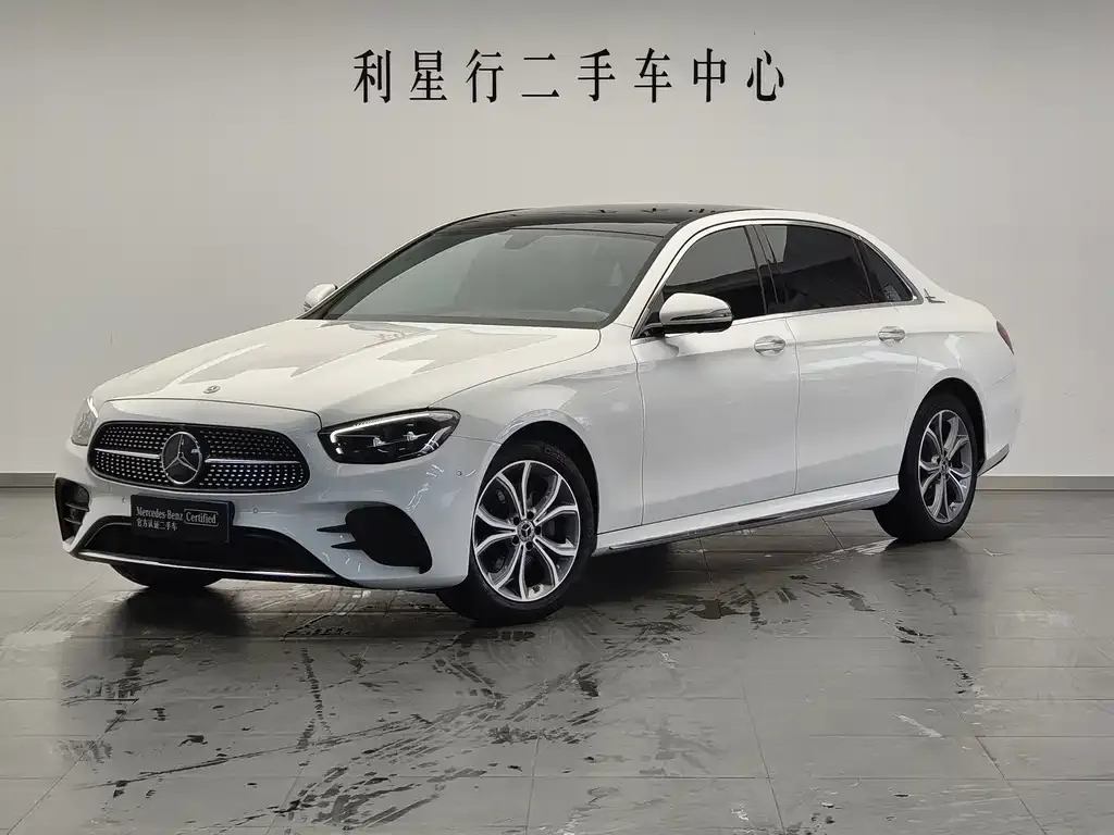 Mercedes-Benz E-Class — фото 1