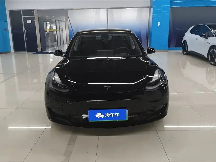 Tesla Model 3 — фото 5