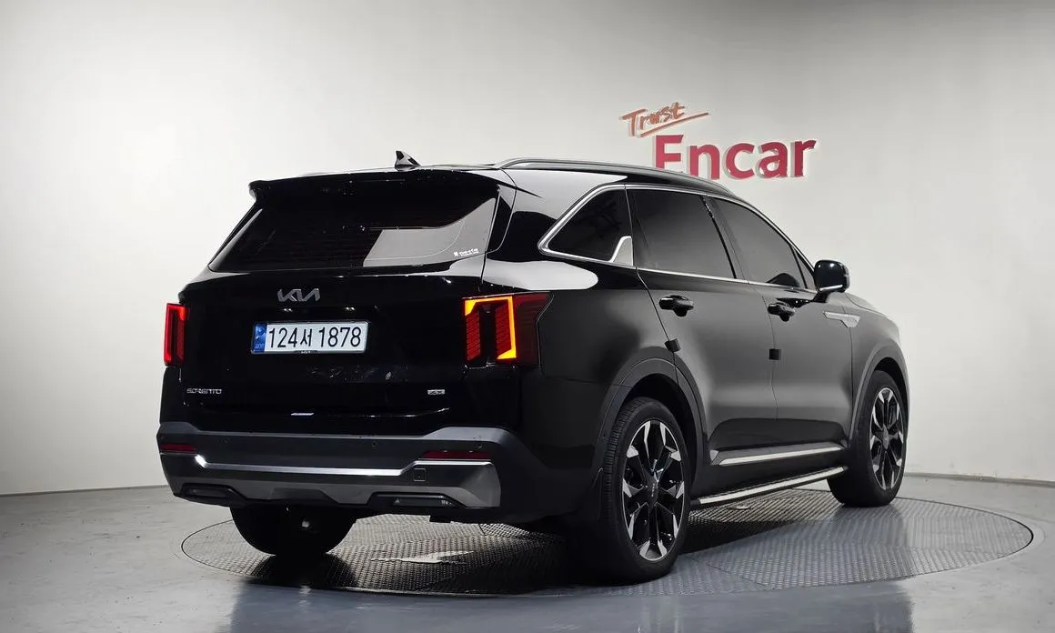 Kia Sorento — фото 4