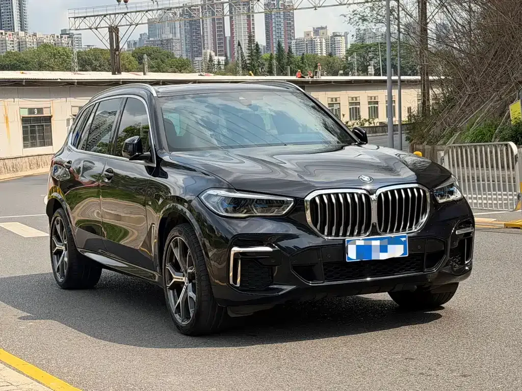 BMW X5 — фото 6