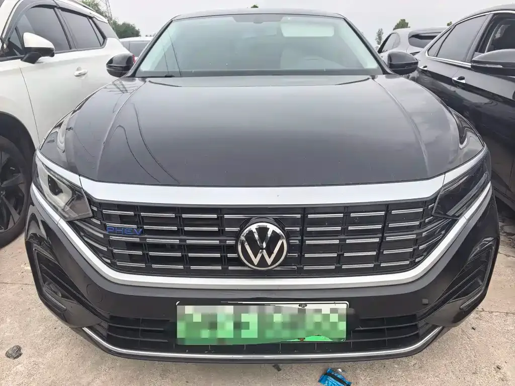 Volkswagen Passat New Energy — фото 4