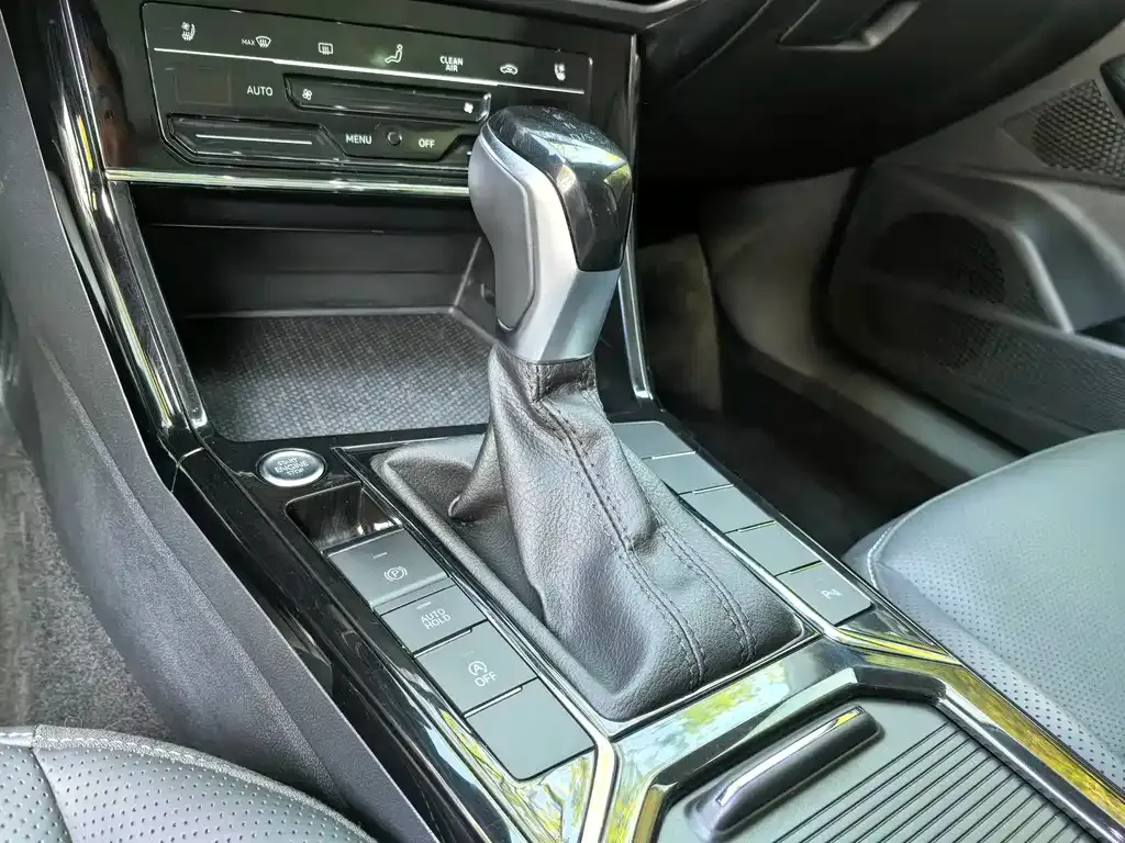 Volkswagen Passat — фото 3