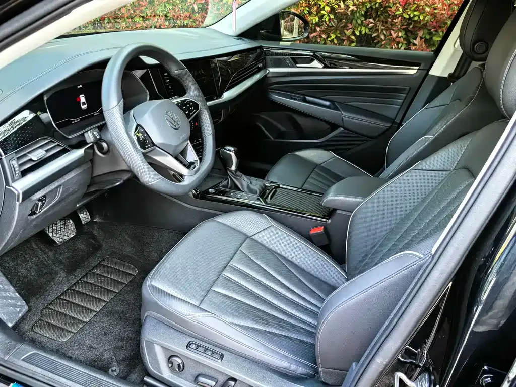 Volkswagen Passat — фото 7