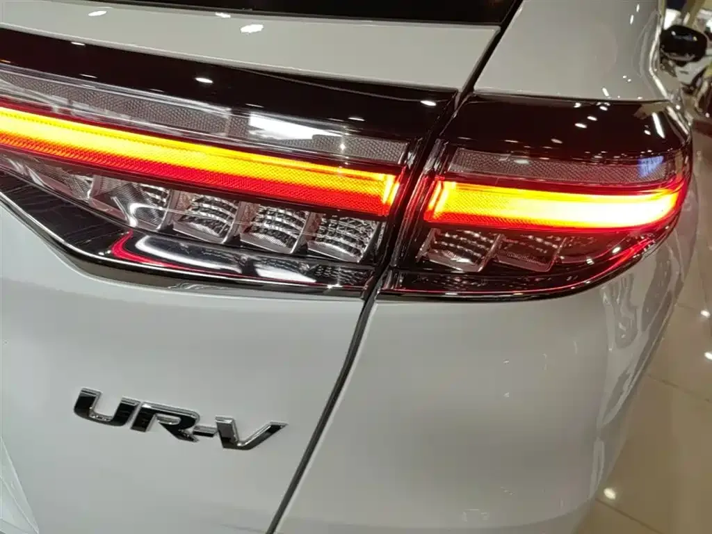 Honda UR-V — фото 4