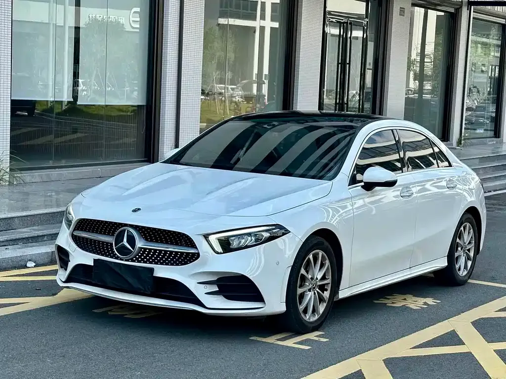 Mercedes-Benz A-Class — фото 1