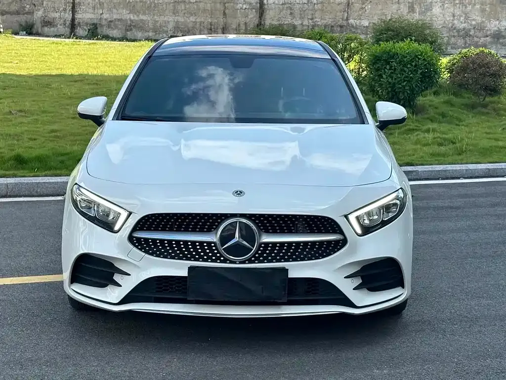 Mercedes-Benz A-Class — фото 9