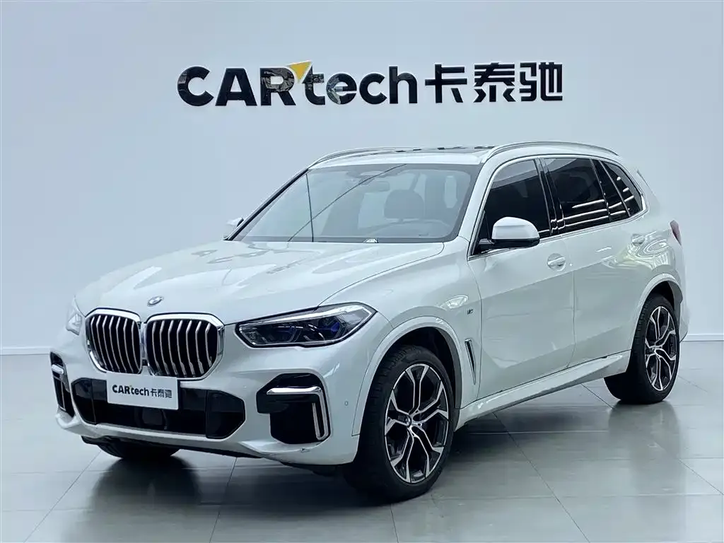 BMW X5 — фото 1
