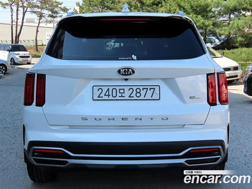Kia Sorento — фото 3