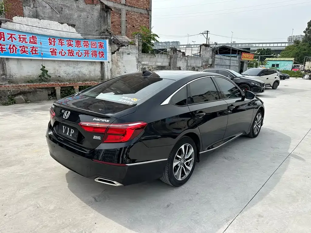 Honda Inspire — фото 10