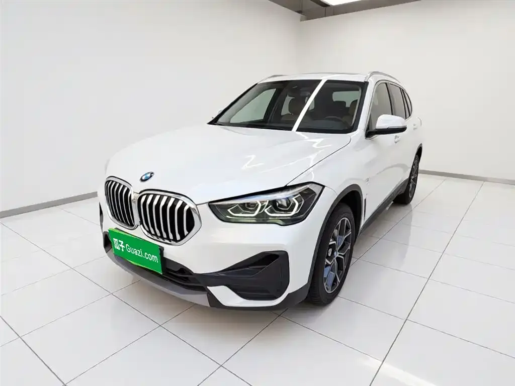 BMW X1 — фото 2