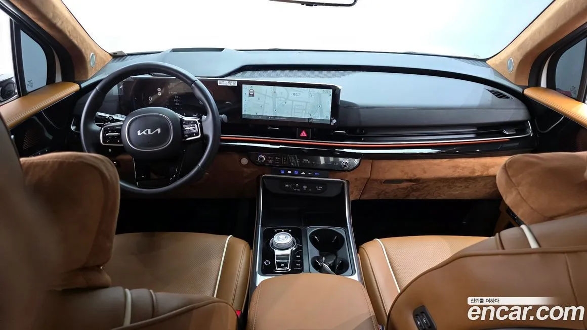 Kia Carnival — фото 10