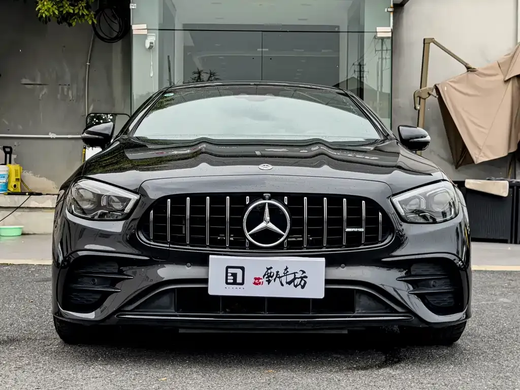 Mercedes-Benz E-Class AMG — фото 3