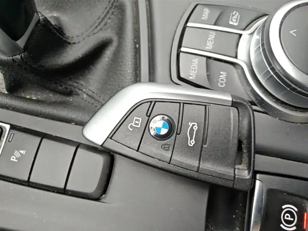 BMW X1 — фото 4