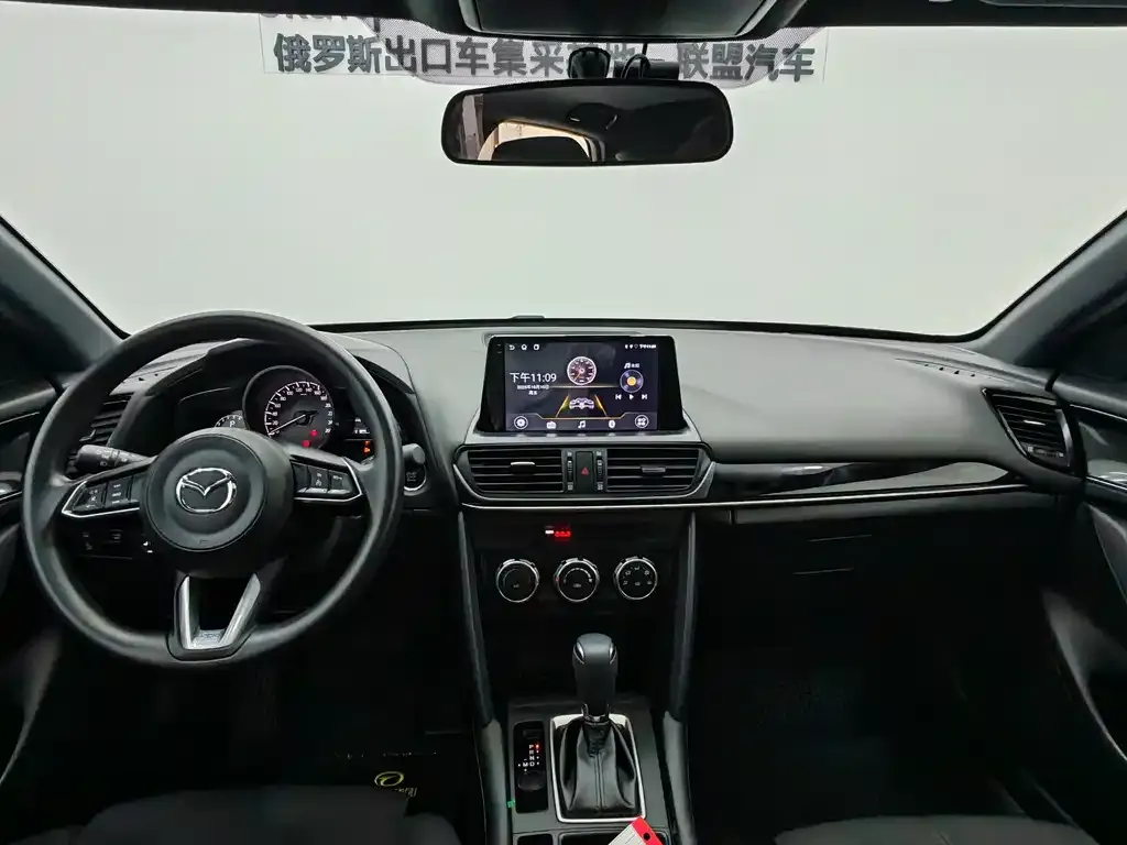 Mazda CX-4 — фото 9