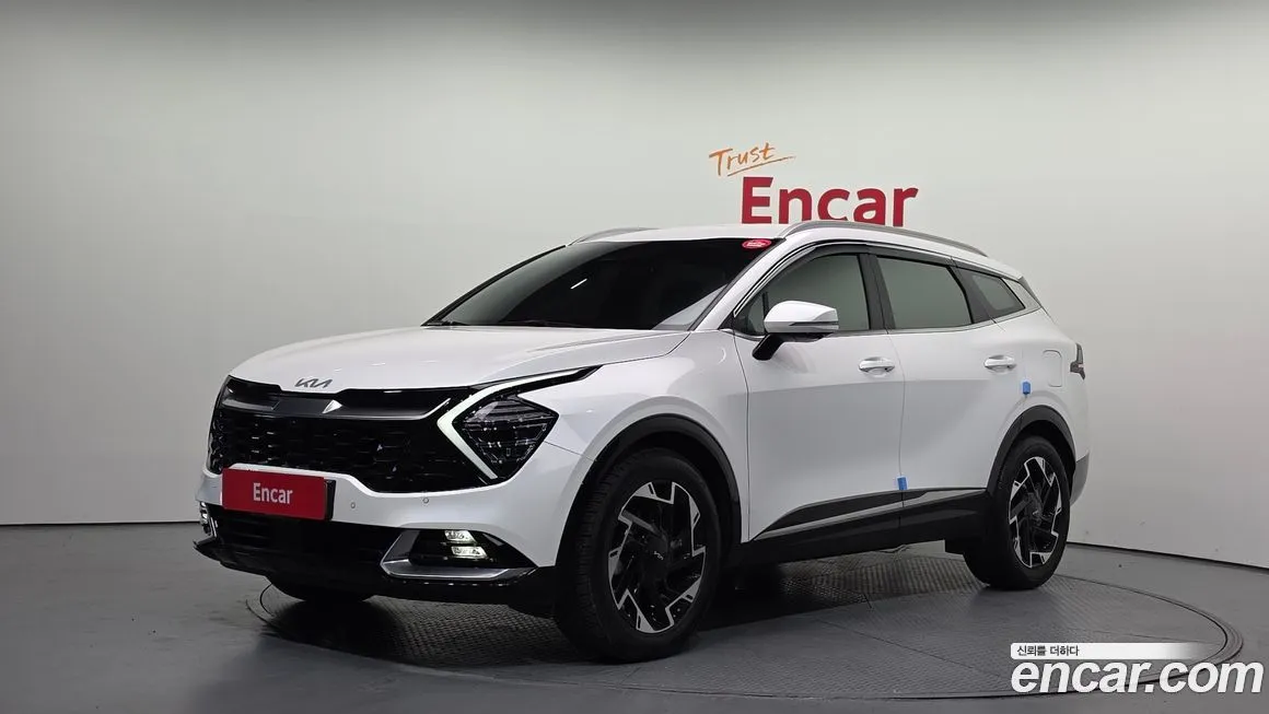 Kia Sportage — фото 1