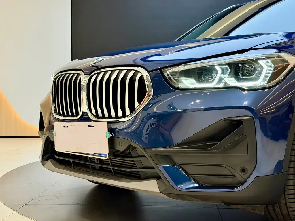 BMW X1 — фото 4