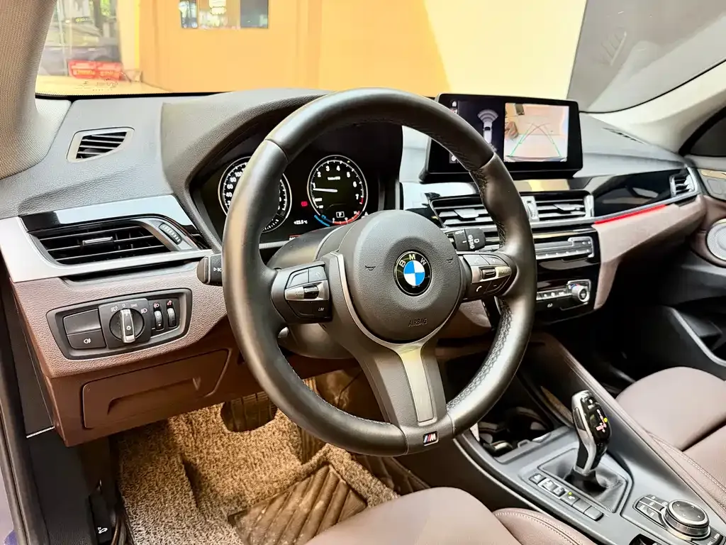 BMW X1 — фото 10