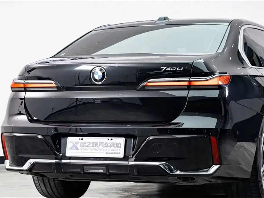 BMW 7 Series — фото 3