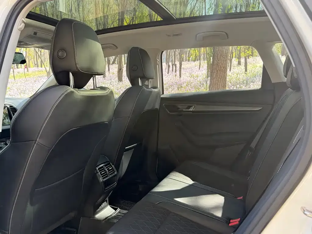 Skoda Karoq — фото 4