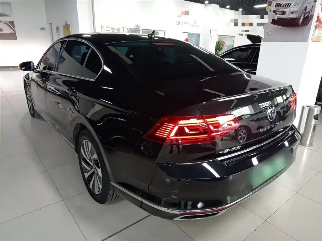 Volkswagen Magotan GTE PHEV — фото 2