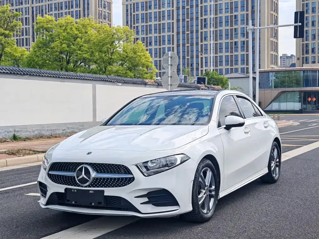 Mercedes-Benz A-Class — фото 1