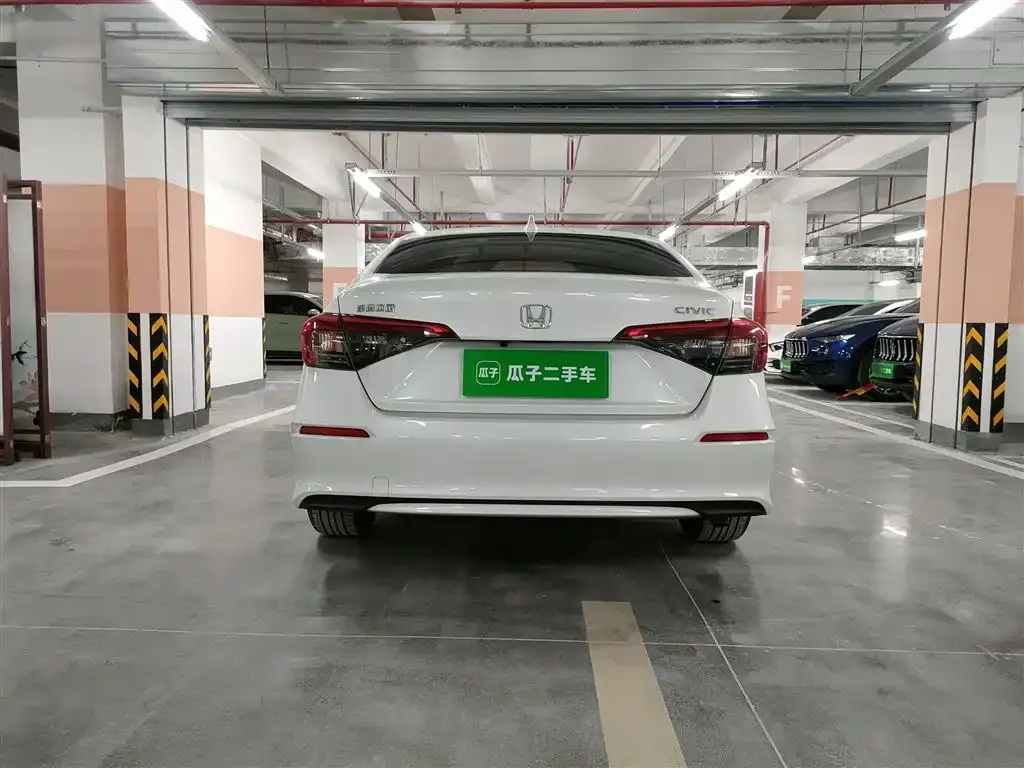 Honda Civic — фото 5