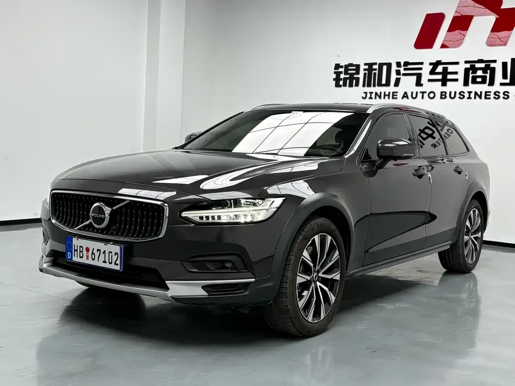 Volvo V90 — фото 1