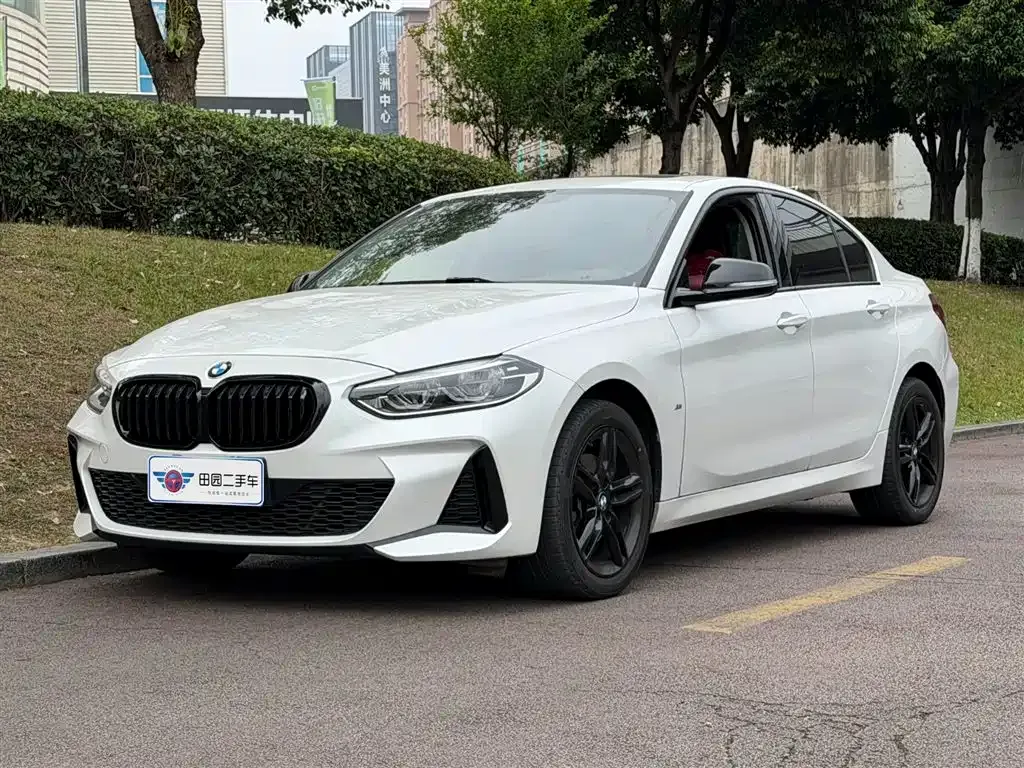 BMW 1 Series — фото 1