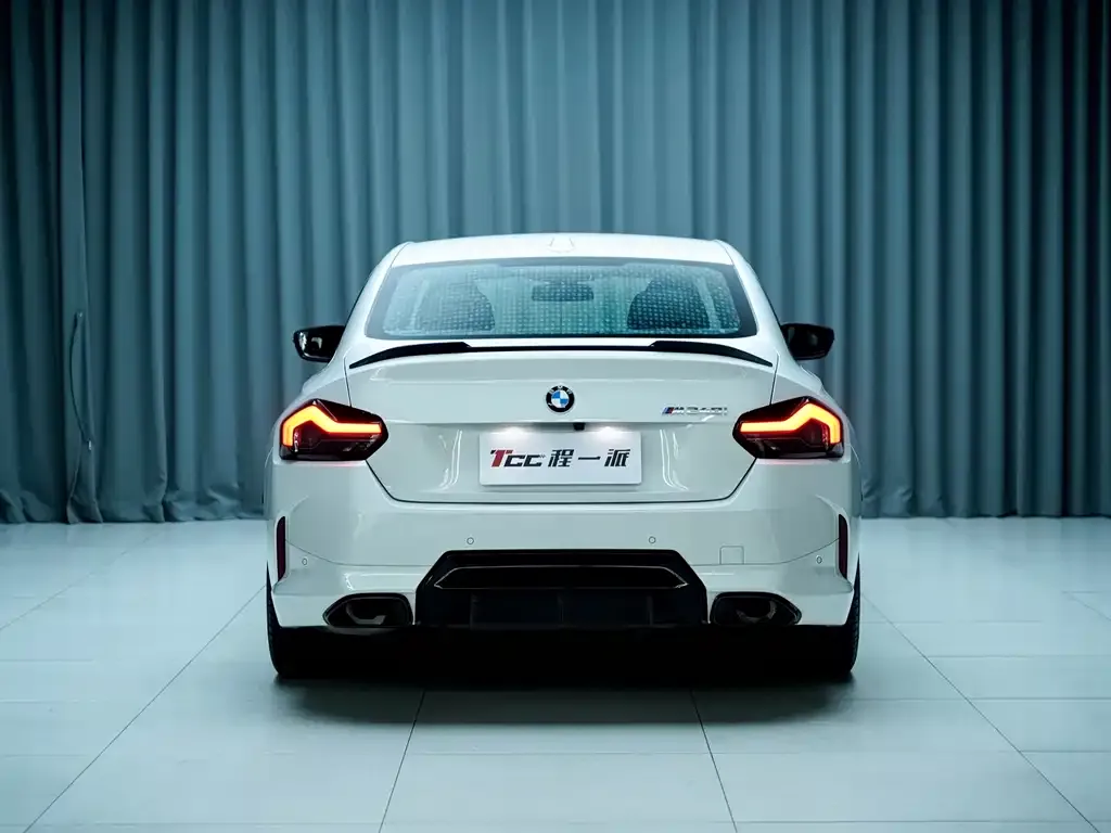 BMW M240i — фото 2