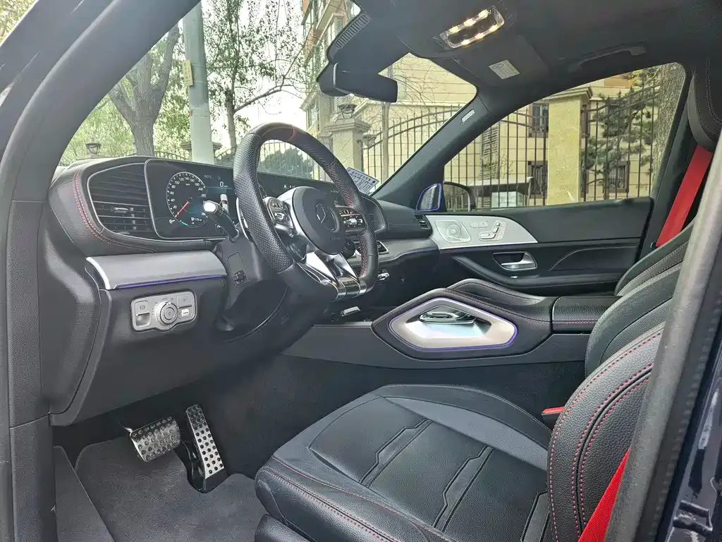 Mercedes-Benz GLE AMG — фото 7