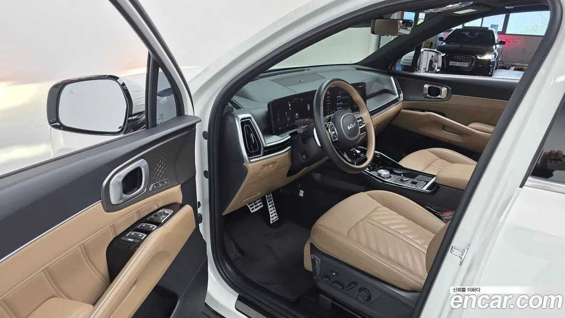 Kia Sorento — фото 6