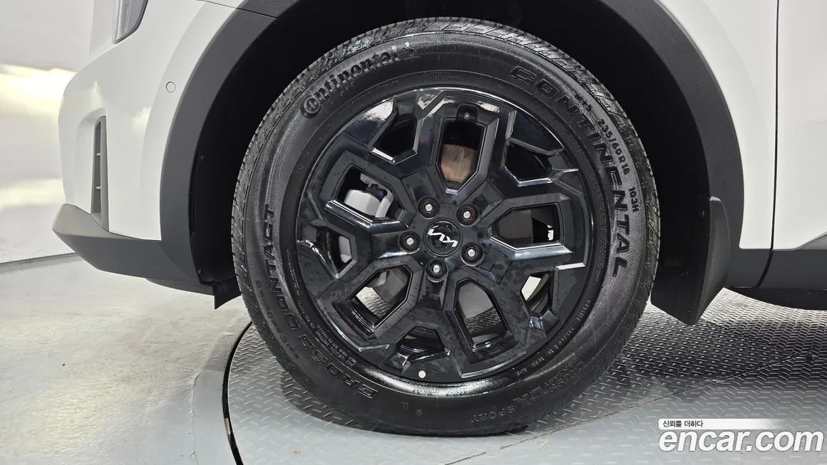 Kia Sorento — фото 9