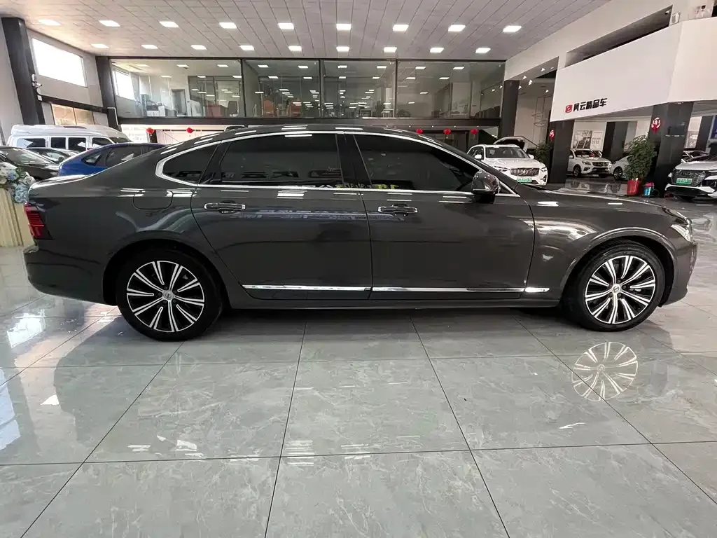 Volvo S90 PHEV — фото 10
