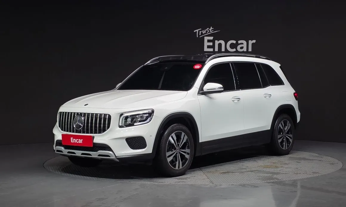 Mercedes-Benz GLB-Class — фото 1