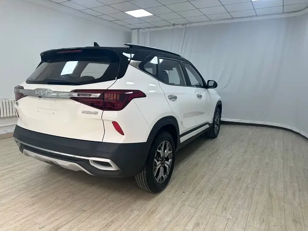 Kia KX3 — фото 8