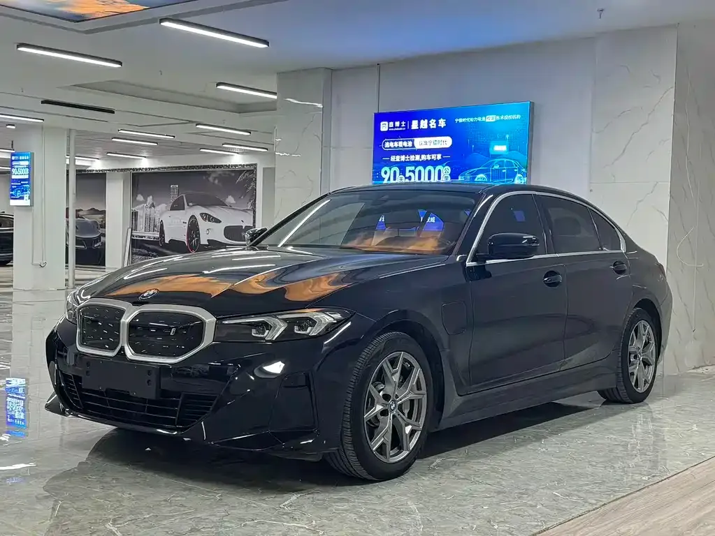 BMW i3 — фото 1
