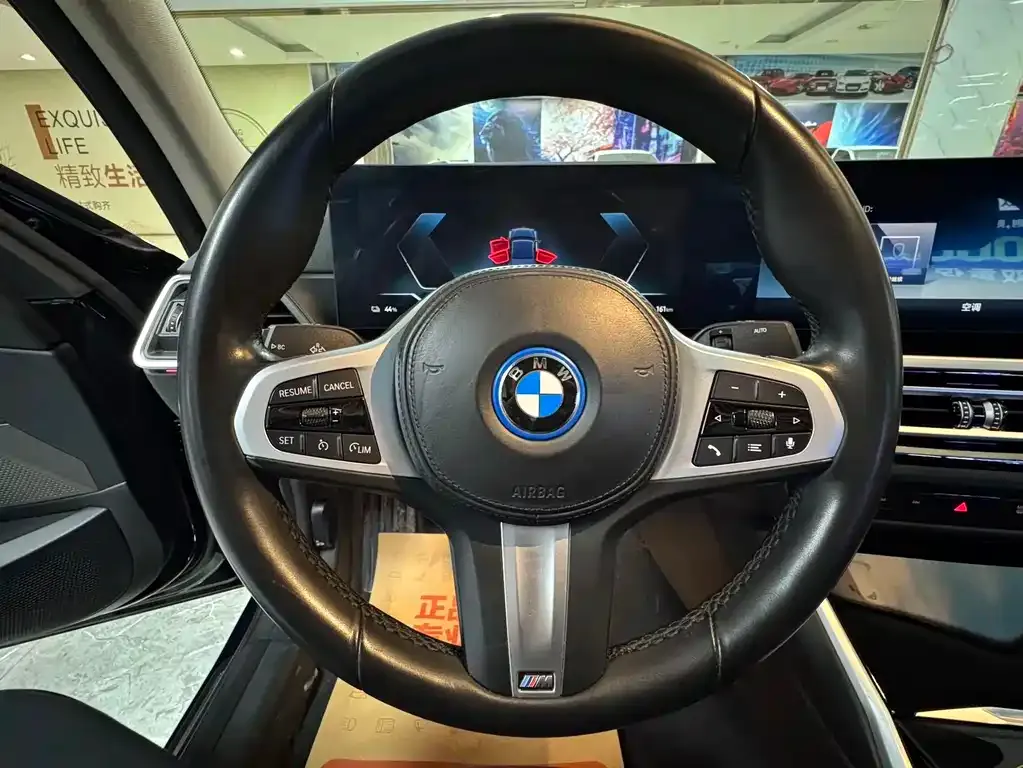 BMW i3 — фото 7