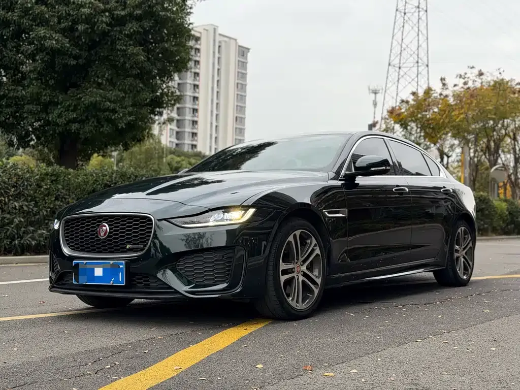 Jaguar XEL — фото 1