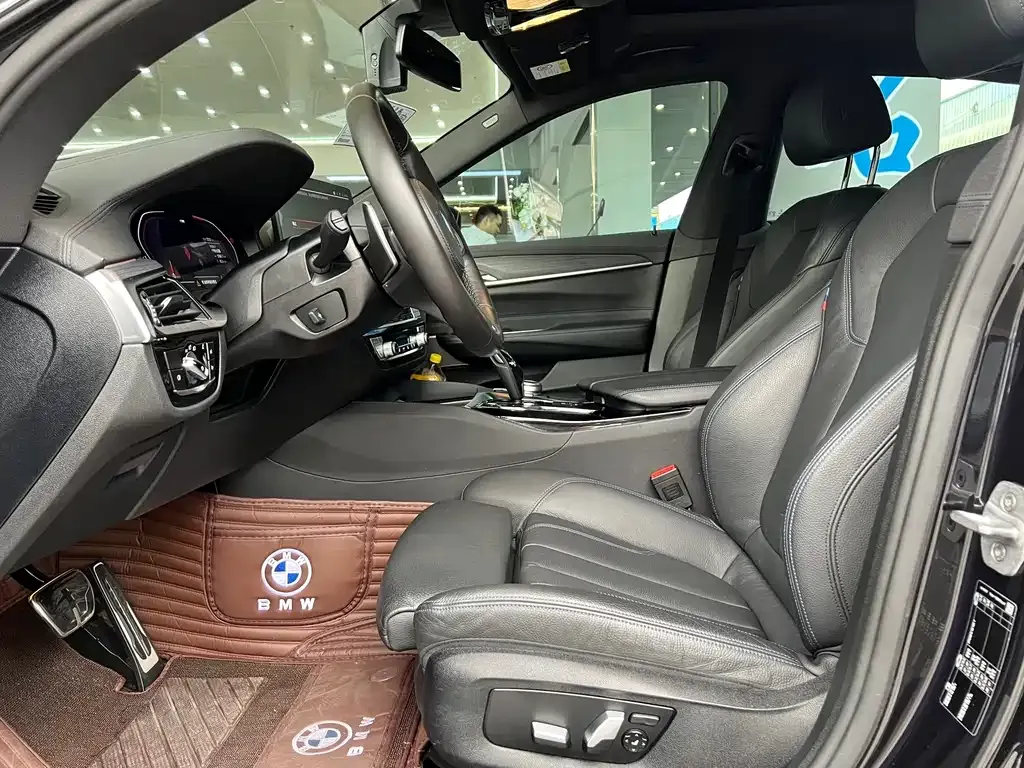 BMW 6 Series GT — фото 10