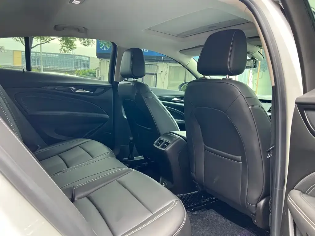 Buick Regal — фото 4