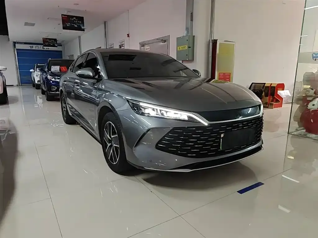 BYD Qin L — фото 8
